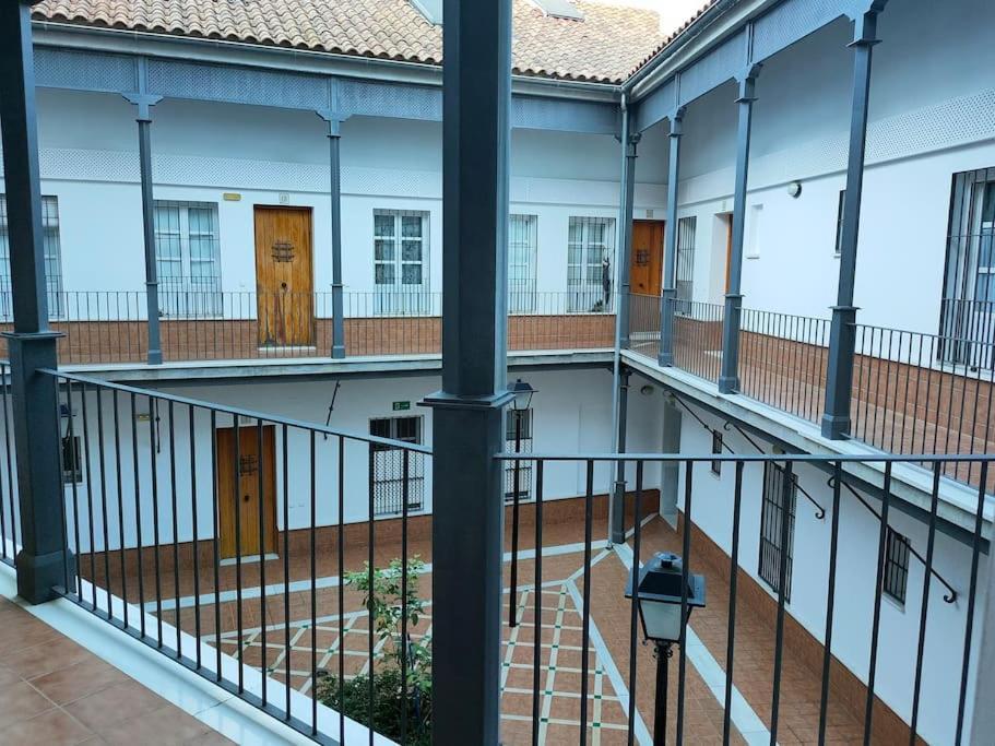 Apartamento Plaza De San Bernardo 4 Севиля Екстериор снимка